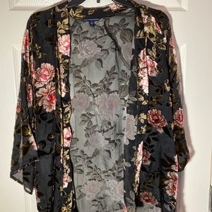 American Eagle Rose kimono